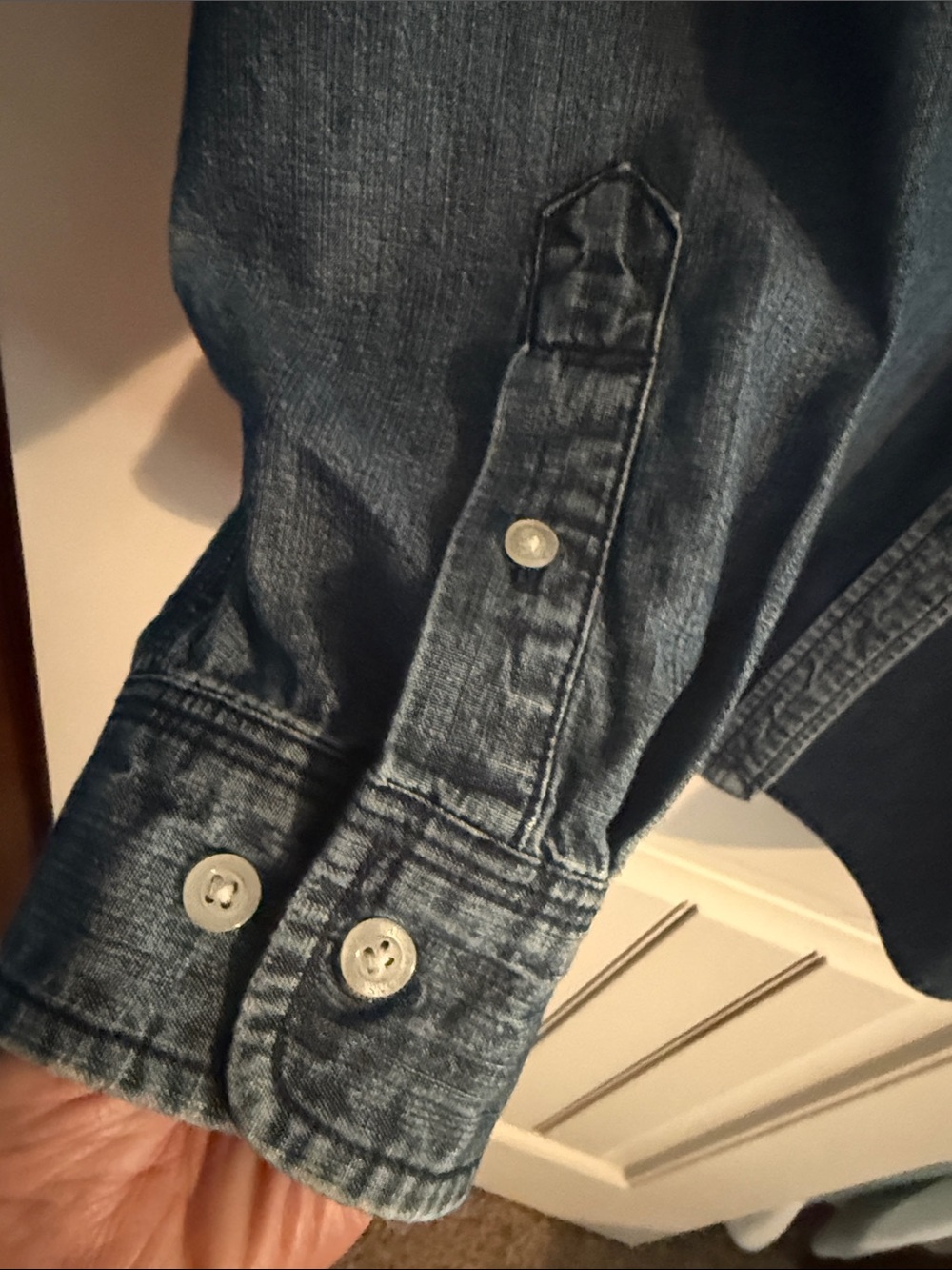Ralph Lauren  Blue Denim Button-Down Shirt 2 Pockets.  Great Condition. - Picture 5 of 8